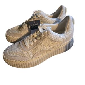 Universal Thread Mom Shoes